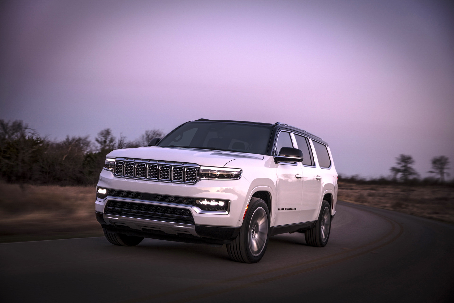Download 2023 Jeep Grand Wagoneer L - Front Three-Quarter HD Wallpaper 1921x1281 #27