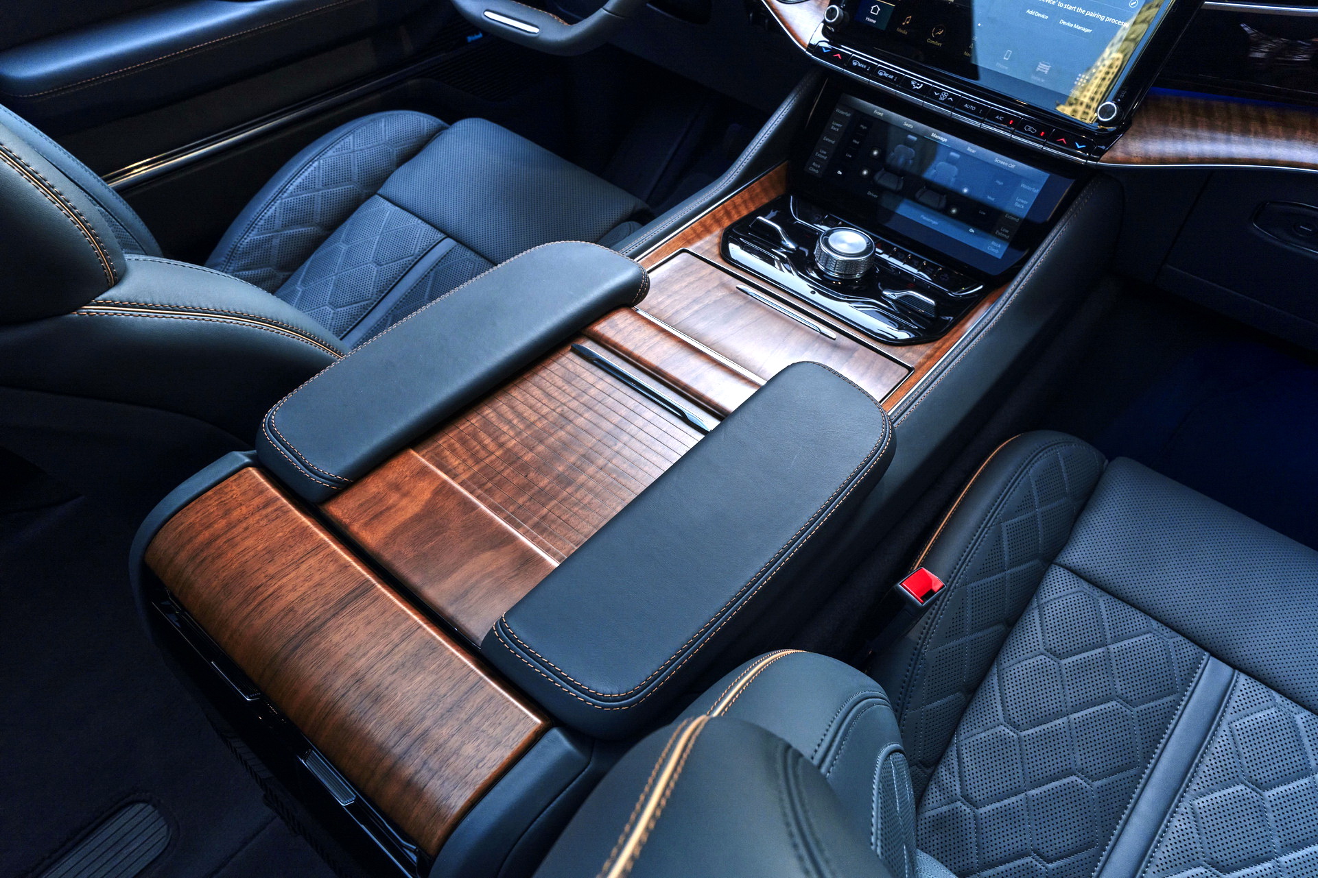 Download 2023 Jeep Grand Wagoneer L - Interior, Detail HD Wallpaper 1921x1281 #115
