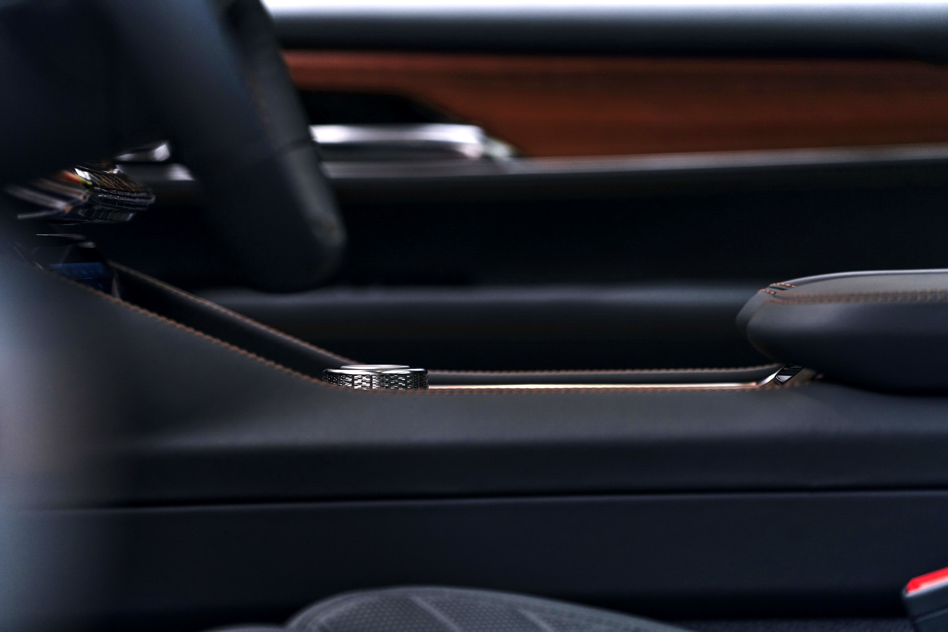 Download 2023 Jeep Grand Wagoneer L - Interior, Detail HD Wallpaper 1921x1281 #133