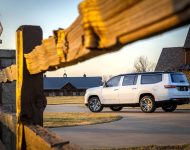 2023 Jeep Grand Wagoneer L - Rear Three-Quarter Wallpaper 190x150
