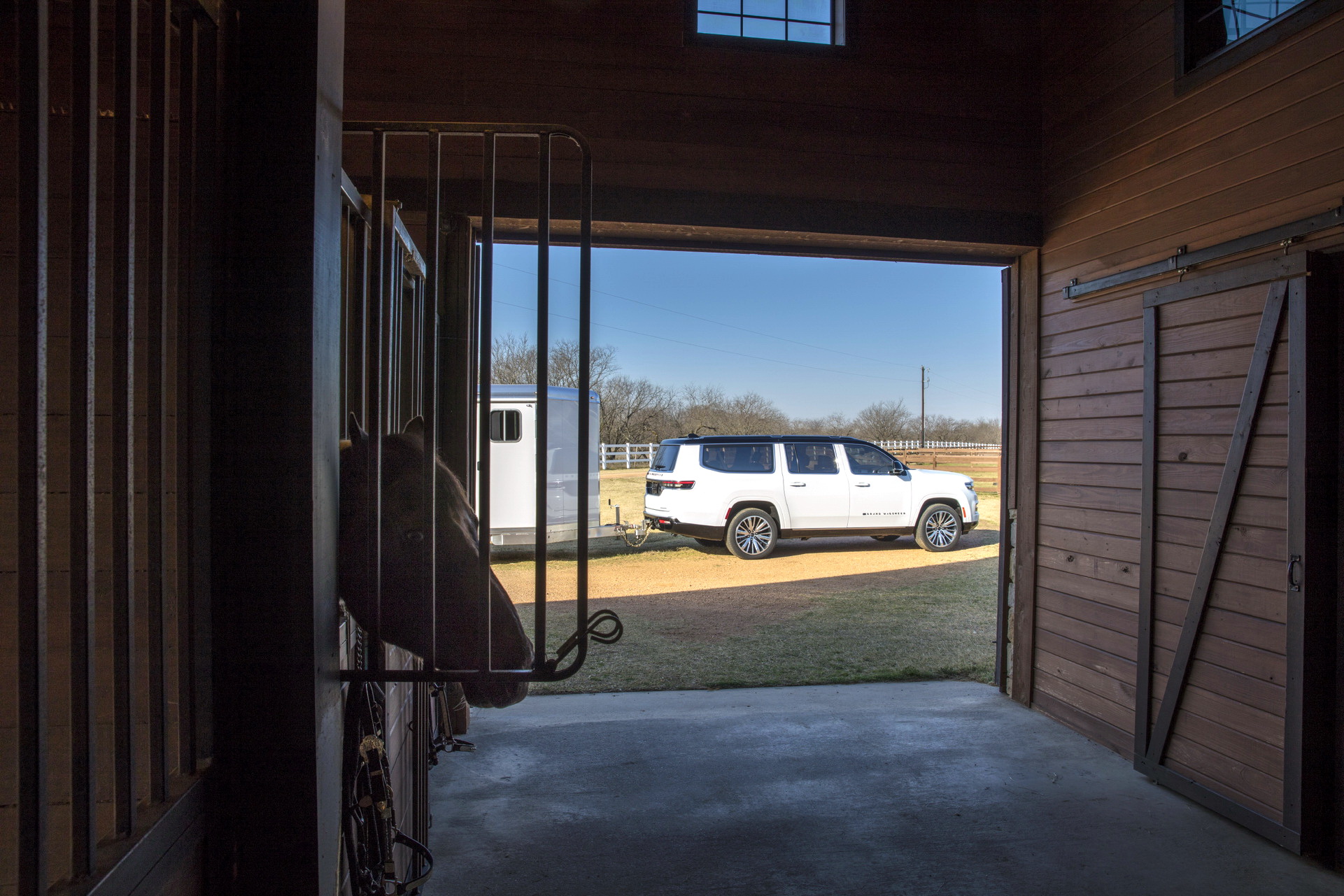 Download 2023 Jeep Grand Wagoneer L - Side HD Wallpaper 1921x1281 #16