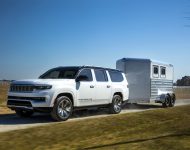2023 Jeep Grand Wagoneer L - Towing a Trailer Wallpaper 190x150