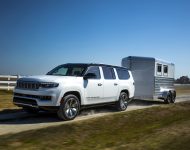 2023 Jeep Grand Wagoneer L - Towing a Trailer Wallpaper 190x150