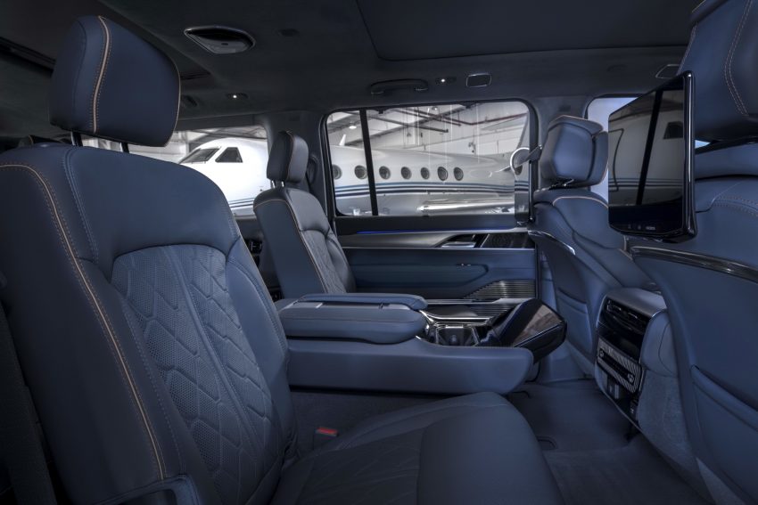 2023 Jeep Wagoneer L - Interior, Rear Seats Wallpaper 850x567 #55