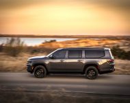 2023 Jeep Wagoneer L - Side Wallpaper 190x150