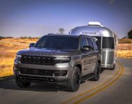 2023 Jeep Wagoneer L - Towing a Trailer Wallpaper 190x150