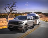 2023 Jeep Wagoneer L - Towing a Trailer Wallpaper 190x150
