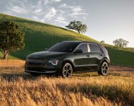2023 Kia Niro - Front Three-Quarter Wallpaper 190x150