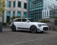 2023 Kia Niro - Front Three-Quarter Wallpaper 190x150