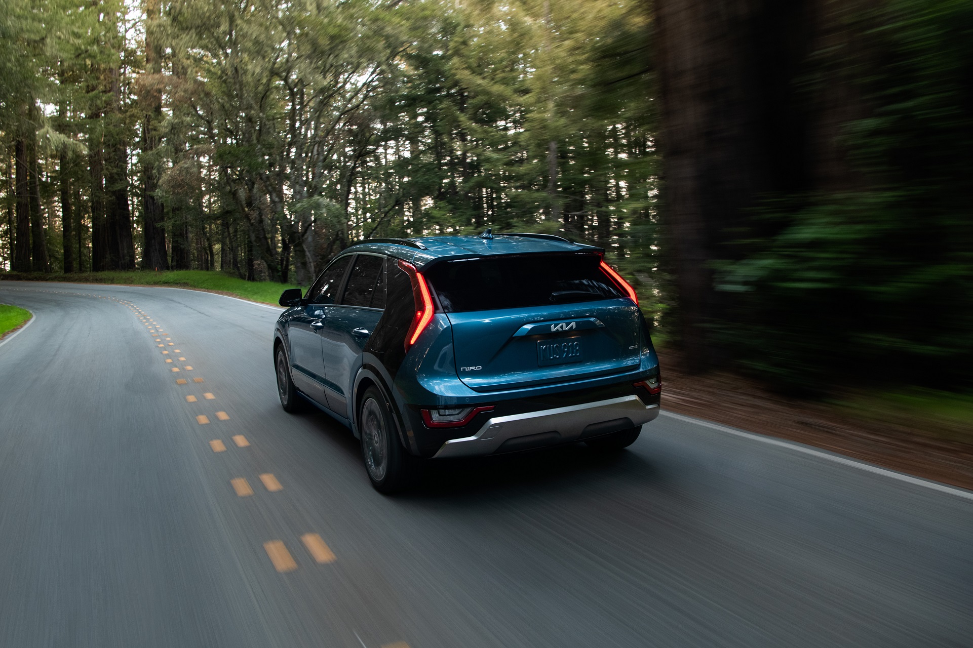 Download 2023 Kia Niro - Rear HD Wallpaper 1921x1280 #35