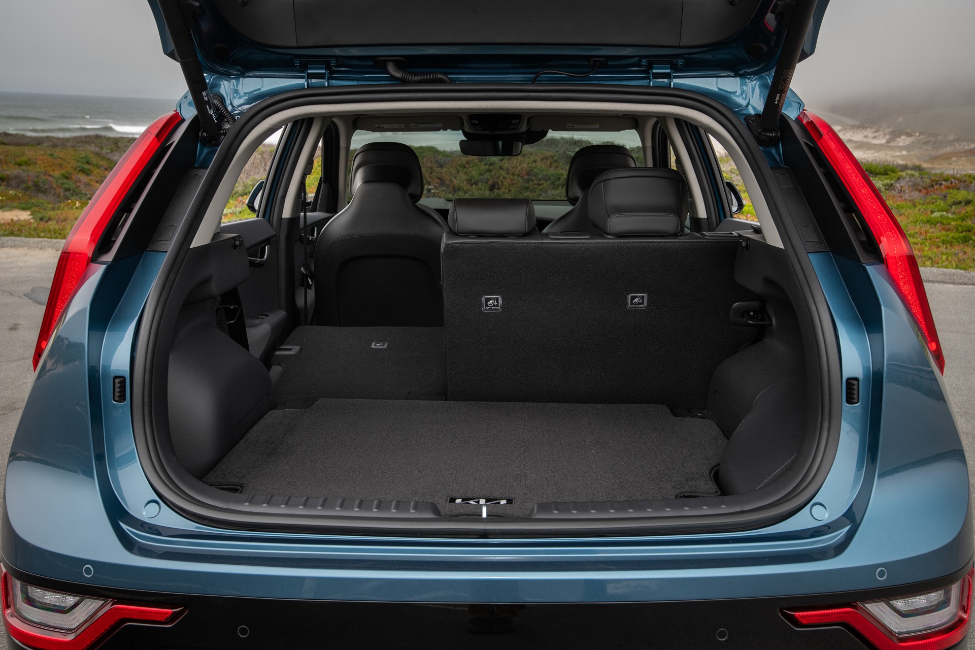 Download 2023 Kia Niro - Trunk HD Wallpaper 1921x1280 #53