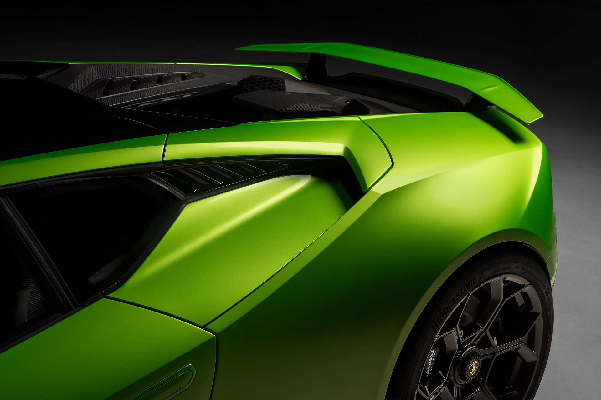 Download 2023 Lamborghini Huracán Tecnica - Detail HD Wallpaper 1920x1280 #47