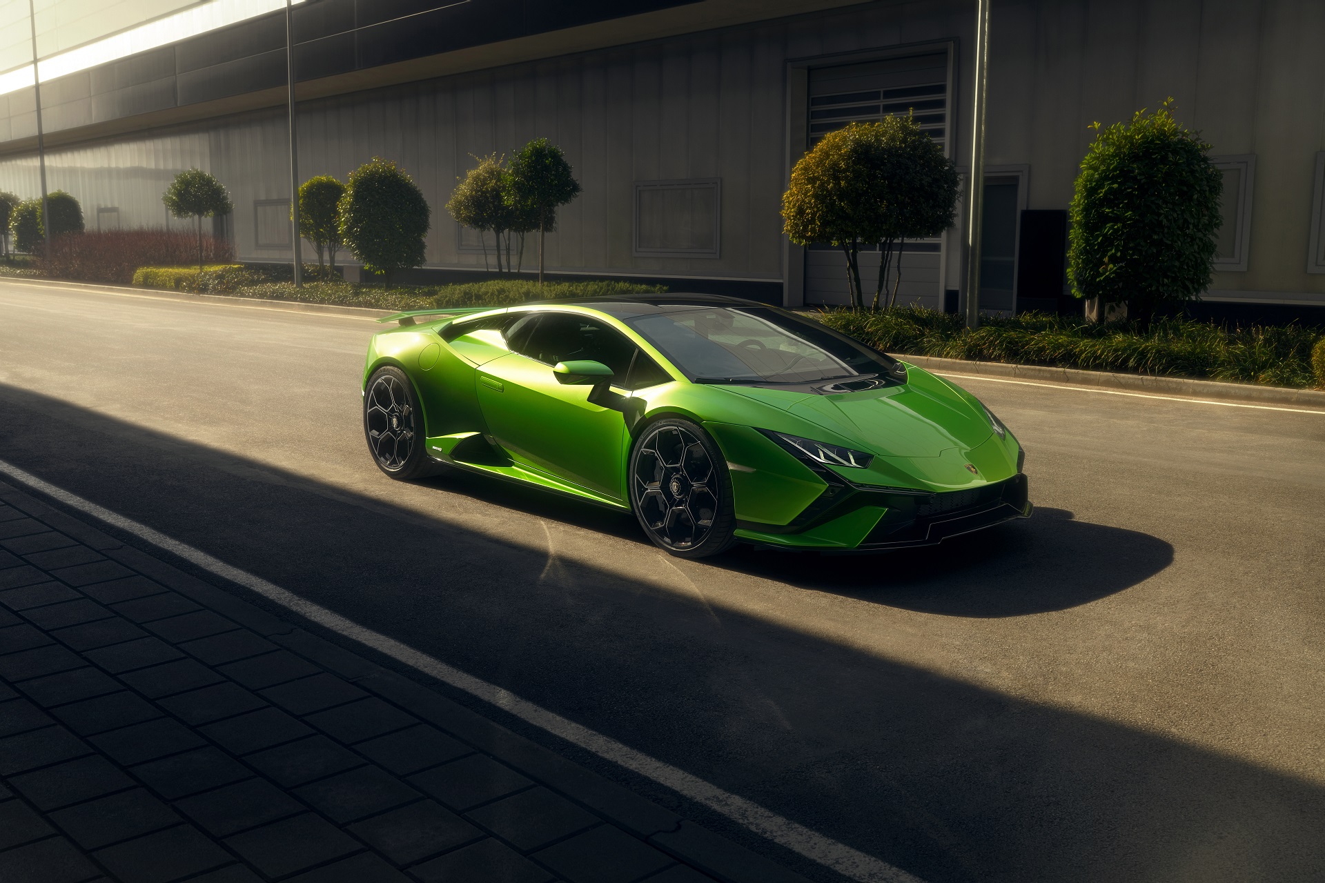 Download 2023 Lamborghini Huracán Tecnica - Front Three-Quarter HD Wallpaper 1920x1280 #2
