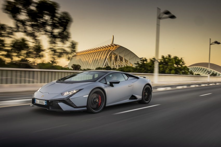 2023 Lamborghini Huracán Tecnica - Front Three-Quarter Wallpaper 850x567 #71