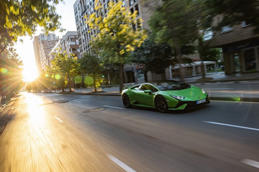 2023 Lamborghini Huracán Tecnica - Front Three-Quarter Wallpaper 850x567 #65