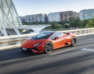 2023 Lamborghini Huracán Tecnica - Front Three-Quarter Wallpaper 190x150