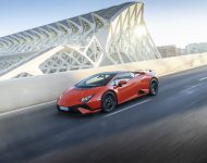 2023 Lamborghini Huracán Tecnica - Front Three-Quarter Wallpaper 190x150