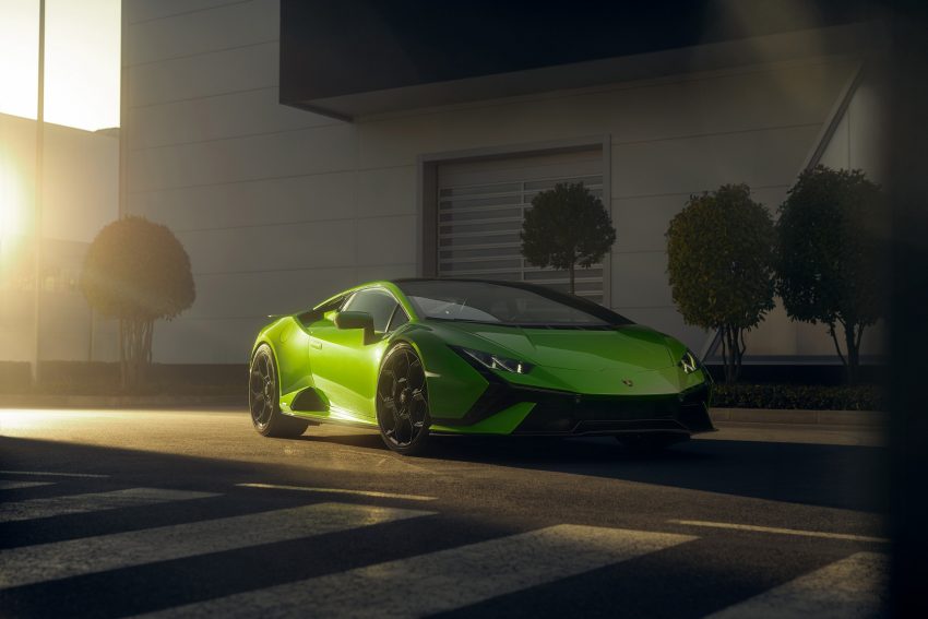 2023 Lamborghini Huracán Tecnica - Front Three-Quarter Wallpaper 850x567 #3