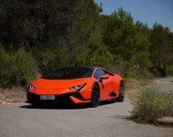2023 Lamborghini Huracán Tecnica - Front Three-Quarter Wallpaper 190x150