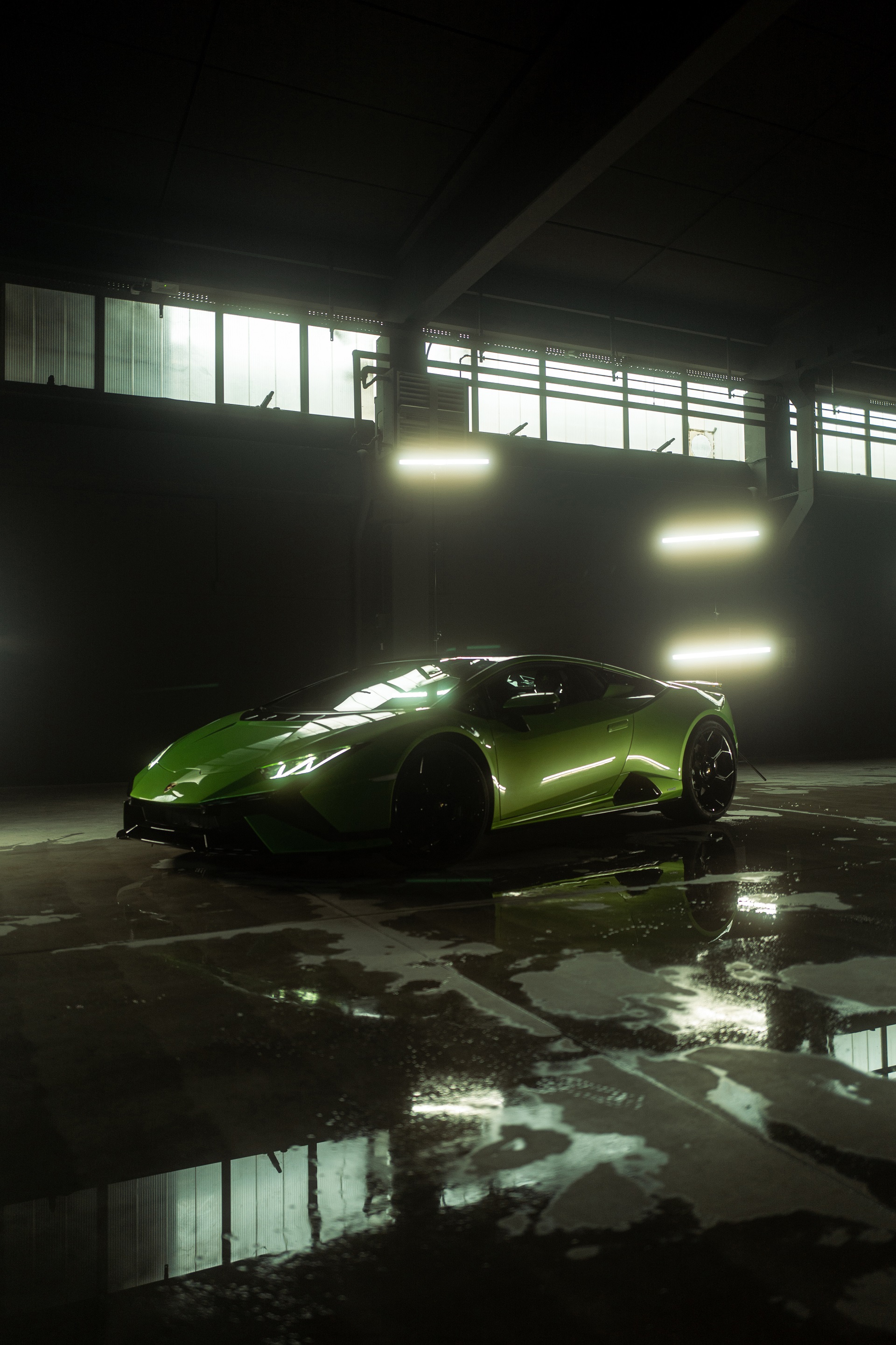 Download 2023 Lamborghini Huracán Tecnica - Front Three-Quarter HD Phone Wallpaper 1920x2880 #22