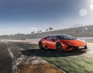 2023 Lamborghini Huracán Tecnica - Front Three-Quarter Wallpaper 190x150