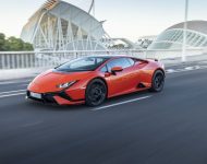 2023 Lamborghini Huracán Tecnica - Front Three-Quarter Wallpaper 190x150