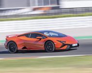 2023 Lamborghini Huracán Tecnica - Front Three-Quarter Wallpaper 190x150