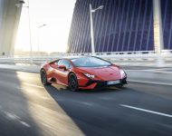 2023 Lamborghini Huracán Tecnica - Front Three-Quarter Wallpaper 190x150