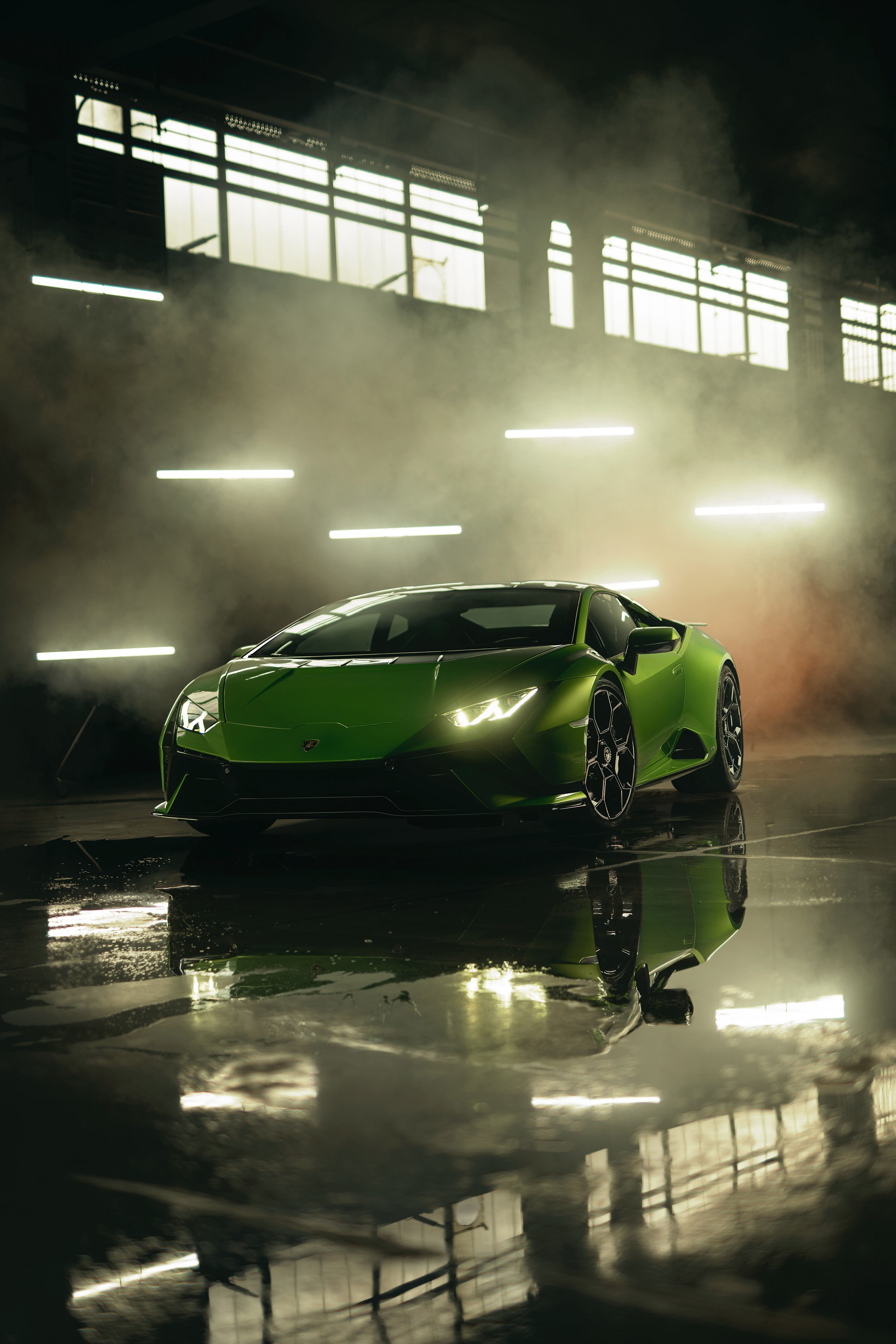 Download 2023 Lamborghini Huracán Tecnica - Front HD Phone Wallpaper 1920x2880 #24