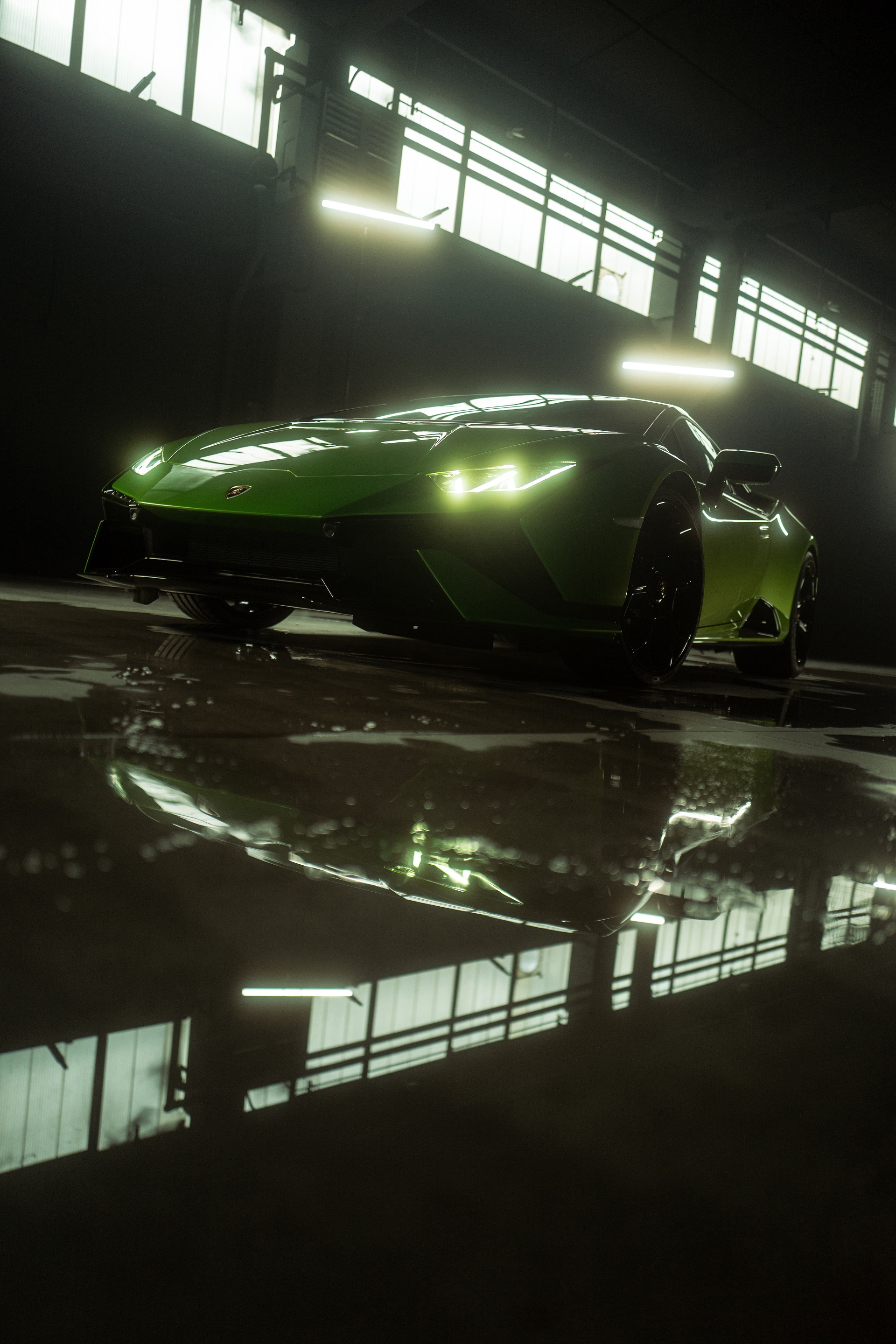 Download 2023 Lamborghini Huracán Tecnica - Front HD Phone Wallpaper 1920x2880 #27