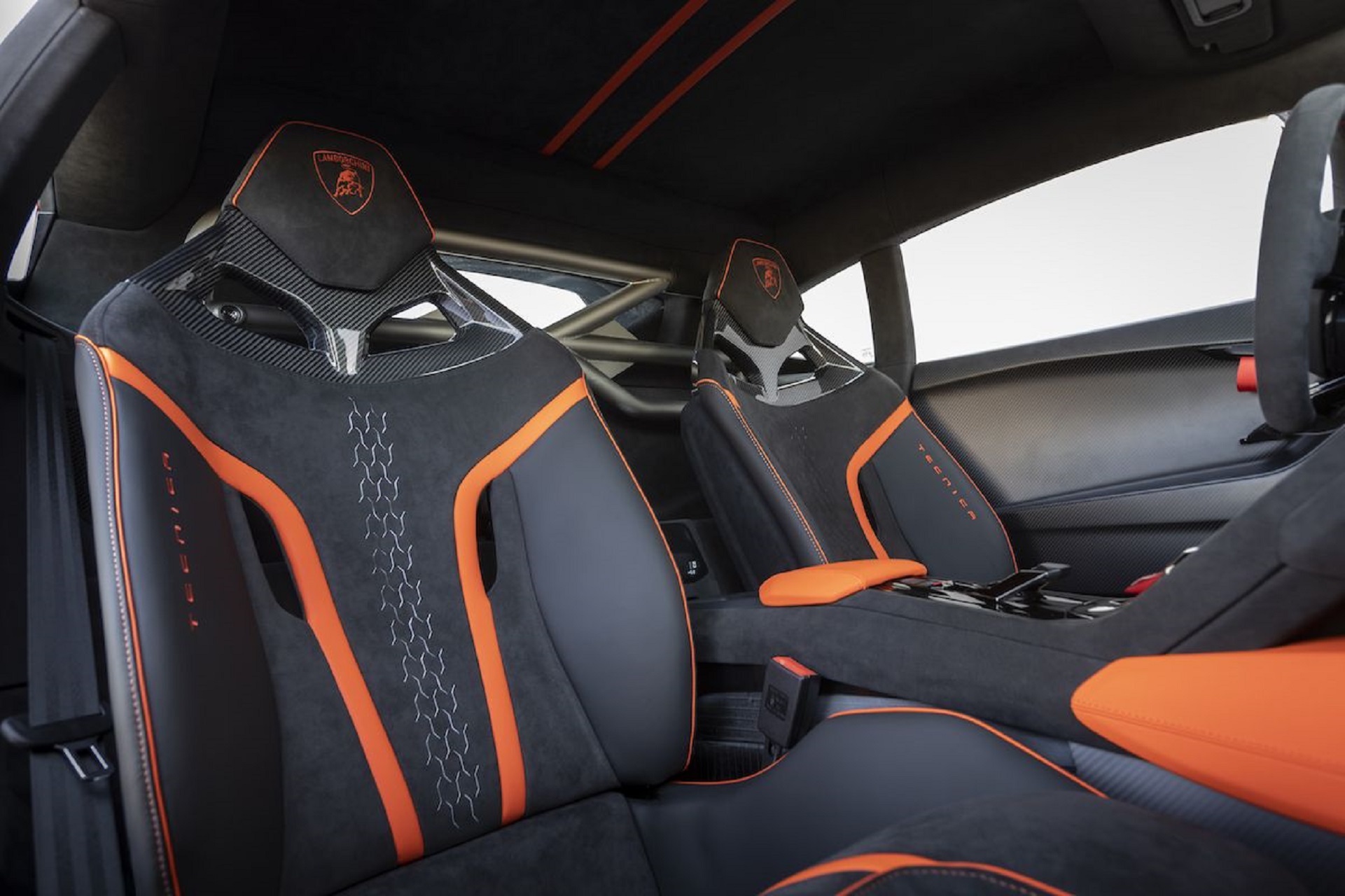 Download 2023 Lamborghini Huracán Tecnica - Interior, Seats HD Wallpaper 1921x1280 #210