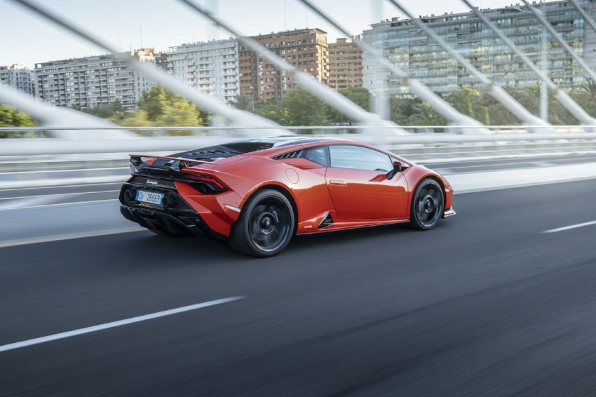 2023 Lamborghini Huracán Tecnica - Rear Three-Quarter Wallpaper 850x566 #147