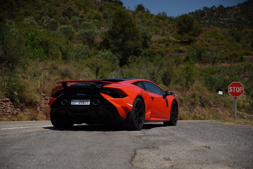 2023 Lamborghini Huracán Tecnica - Rear Three-Quarter Wallpaper 850x568 #175