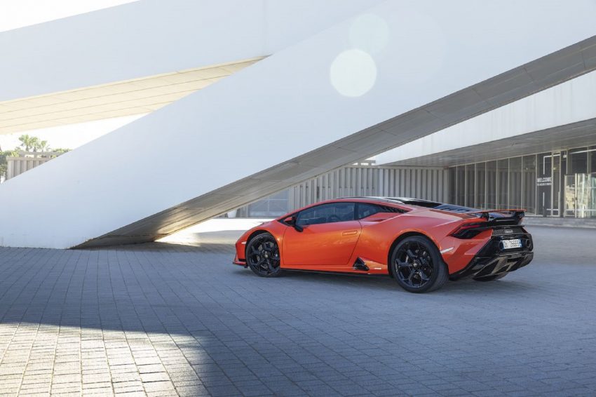 2023 Lamborghini Huracán Tecnica - Rear Three-Quarter Wallpaper 850x566 #156