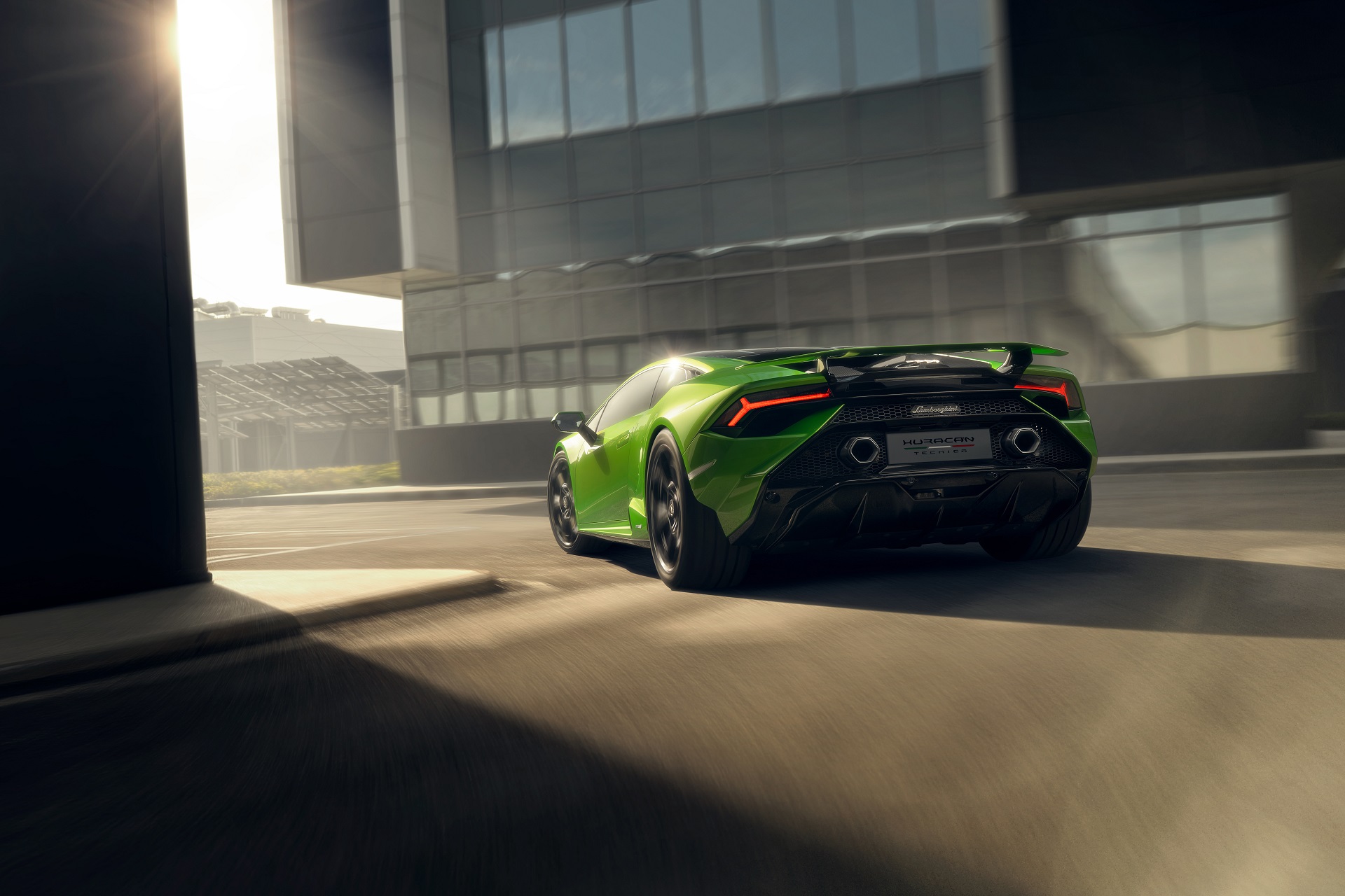 Download 2023 Lamborghini Huracán Tecnica - Rear HD Wallpaper 1920x1280 #8