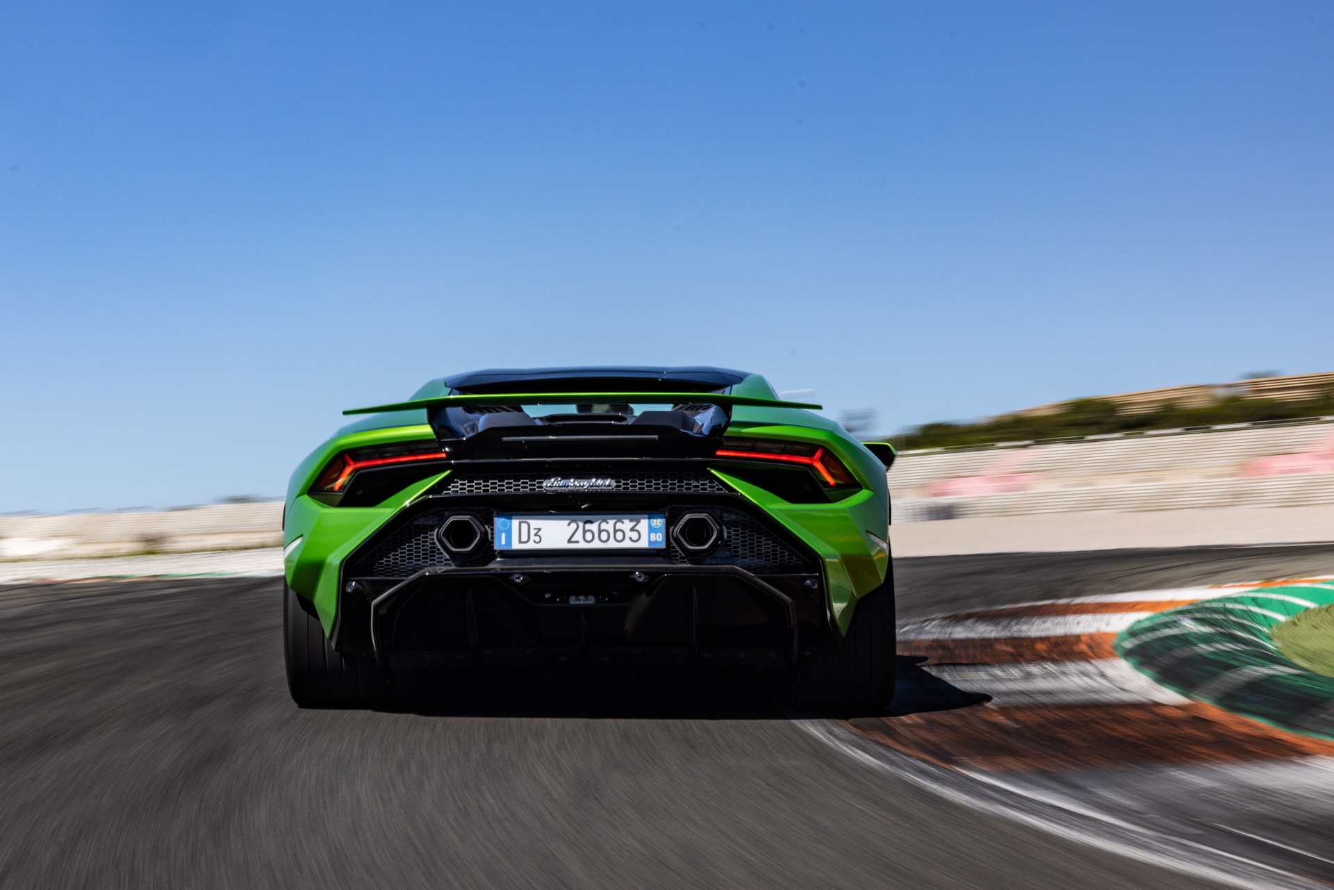 Download 2023 Lamborghini Huracán Tecnica - Rear HD Wallpaper 1920x1281 #67