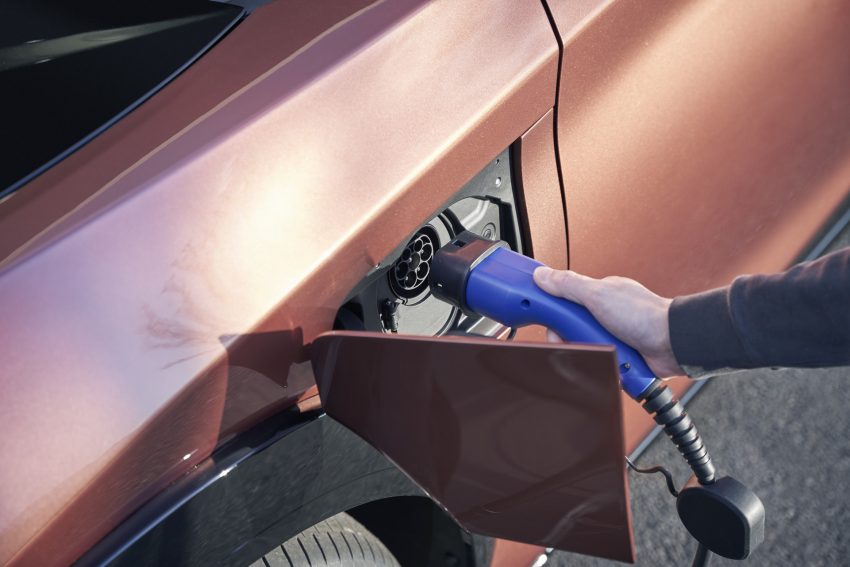2023 Lexus RZ 450e - Charging Connector Wallpaper 850x567 #34
