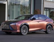 2023 Lexus RZ 450e - Front Three-Quarter Wallpaper 190x150
