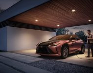2023 Lexus RZ 450e - Front Three-Quarter Wallpaper 190x150