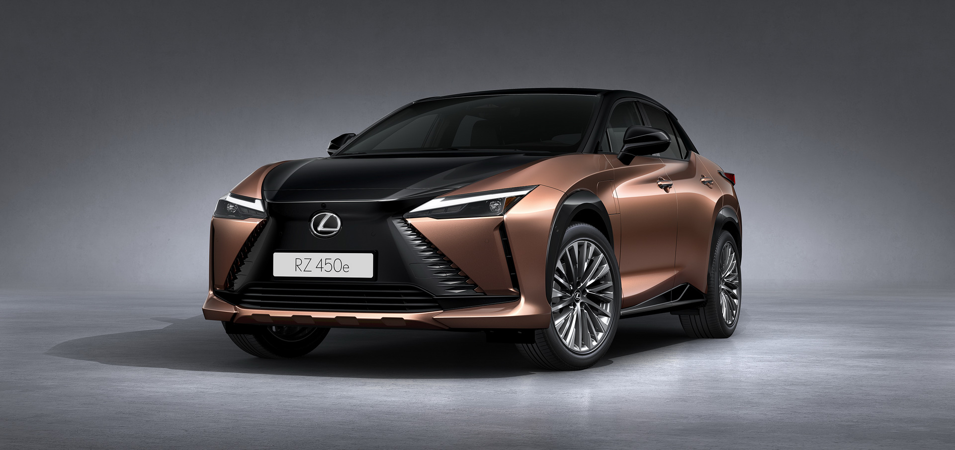 Download 2023 Lexus RZ 450e - Front Three-Quarter HD Wallpaper 1921x905 #61