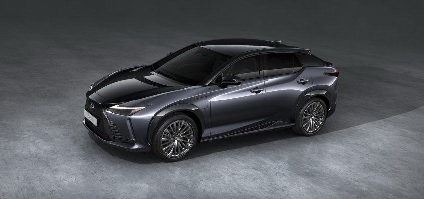 2023 Lexus RZ 450e - Front Three-Quarter Wallpaper 850x400 #64