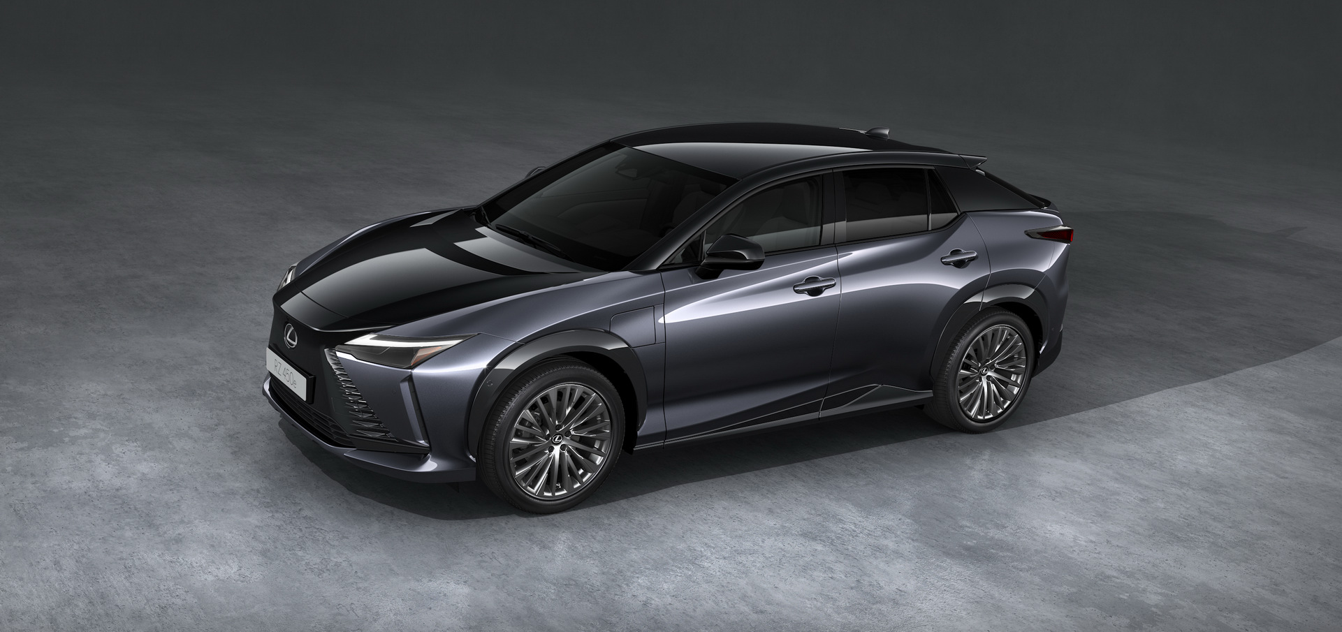 Download 2023 Lexus RZ 450e - Front Three-Quarter HD Wallpaper 1921x905 #64