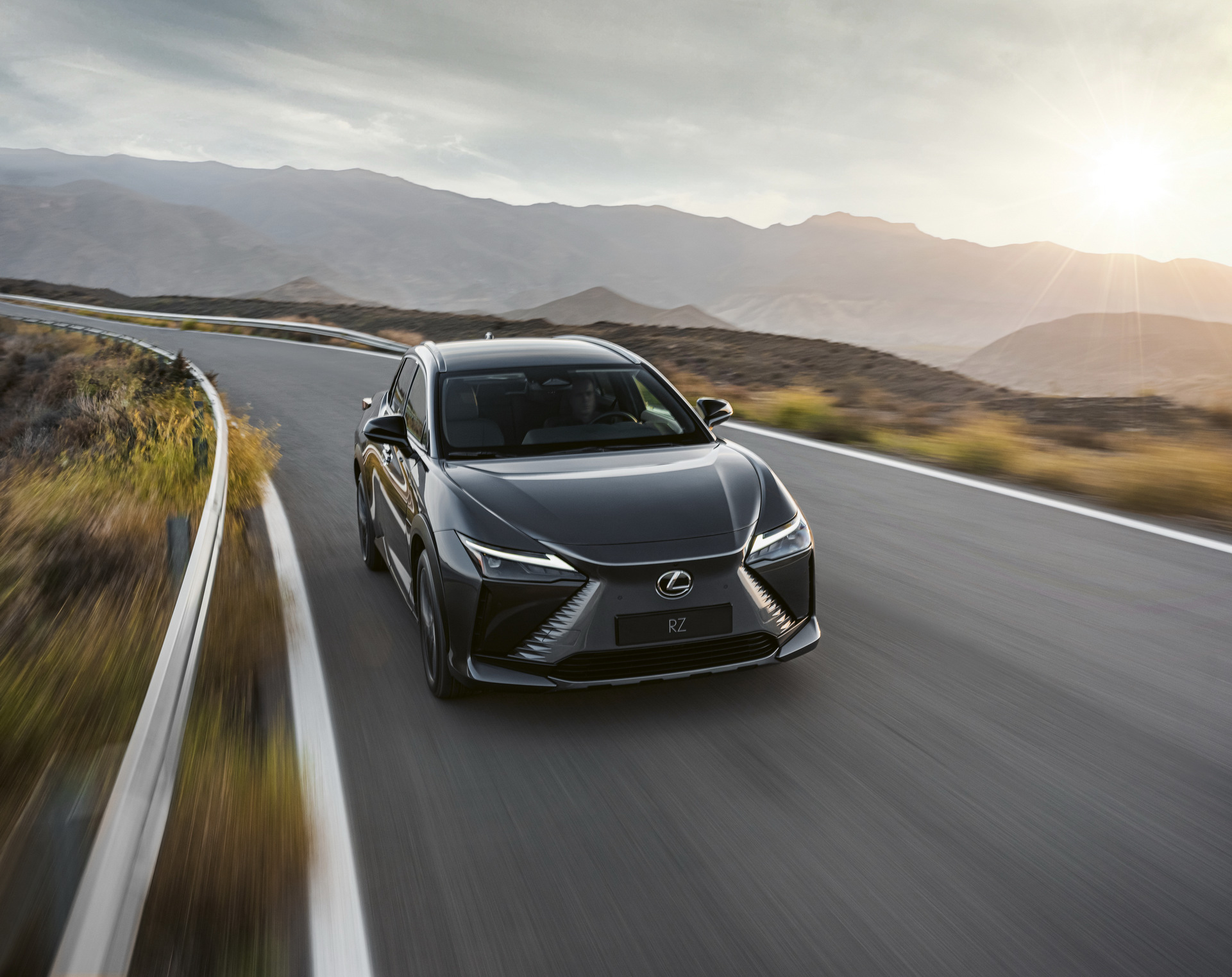 Download 2023 Lexus RZ 450e - Front HD Wallpaper 1921x1523 #7