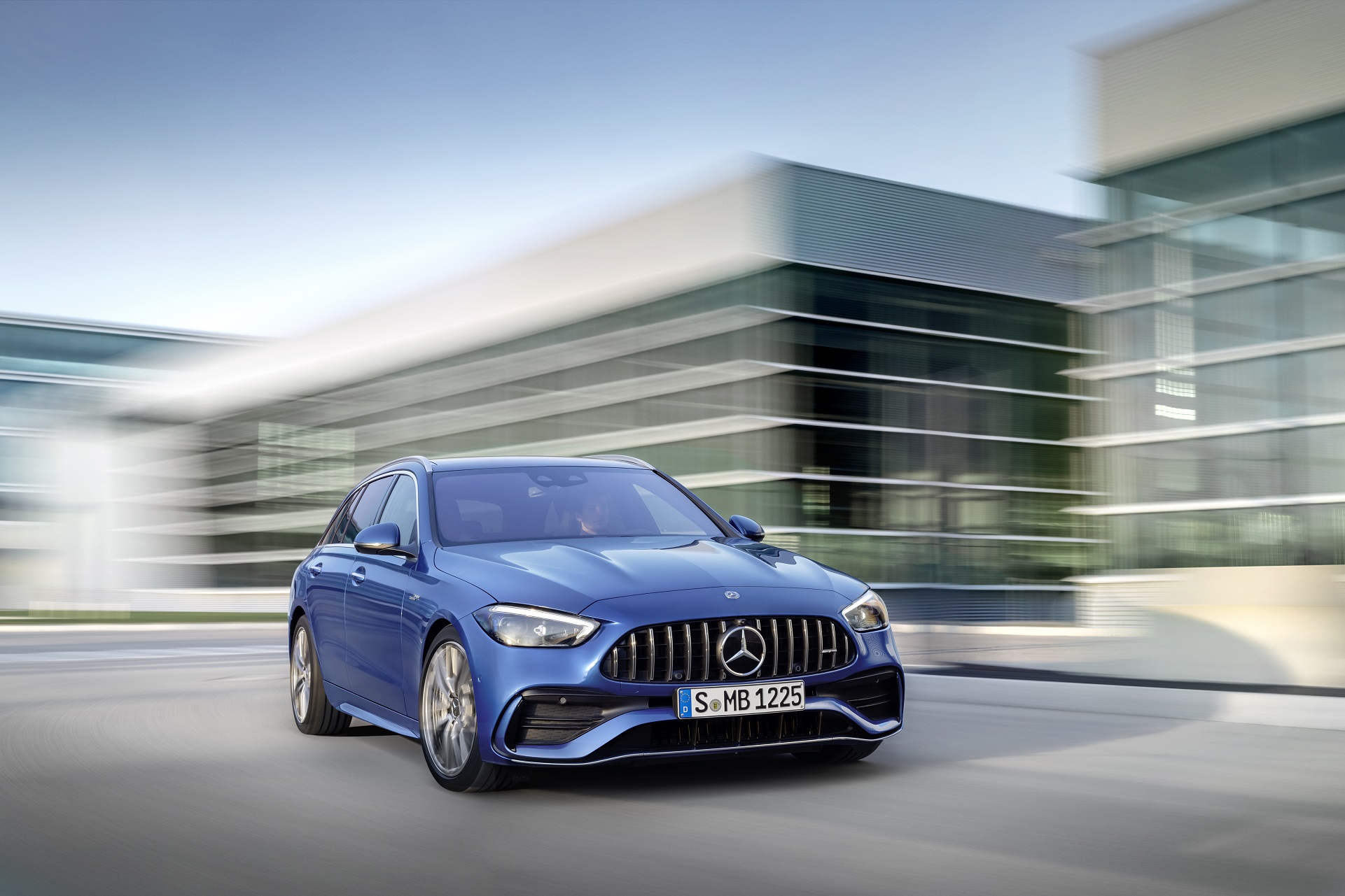 Download 2023 Mercedes-AMG C 43 Estate - Front HD Wallpaper 1921x1281 #13