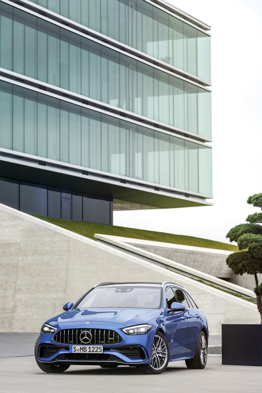 2023 Mercedes-AMG C 43 Estate - Front Phone Wallpaper 850x1275 #20