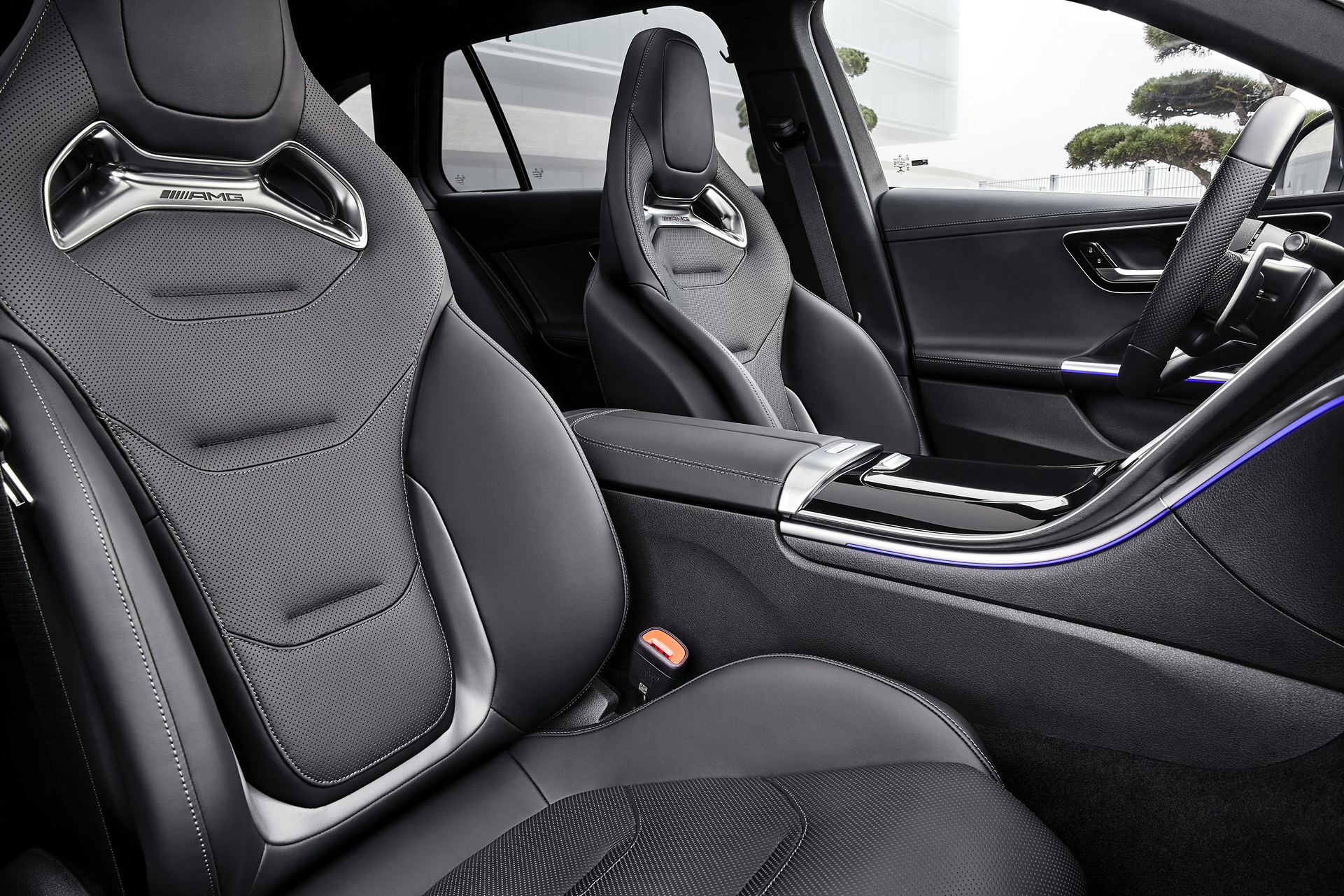 Download 2023 Mercedes-AMG C 43 Estate - Interior, Front Seats HD Wallpaper 1921x1281 #33