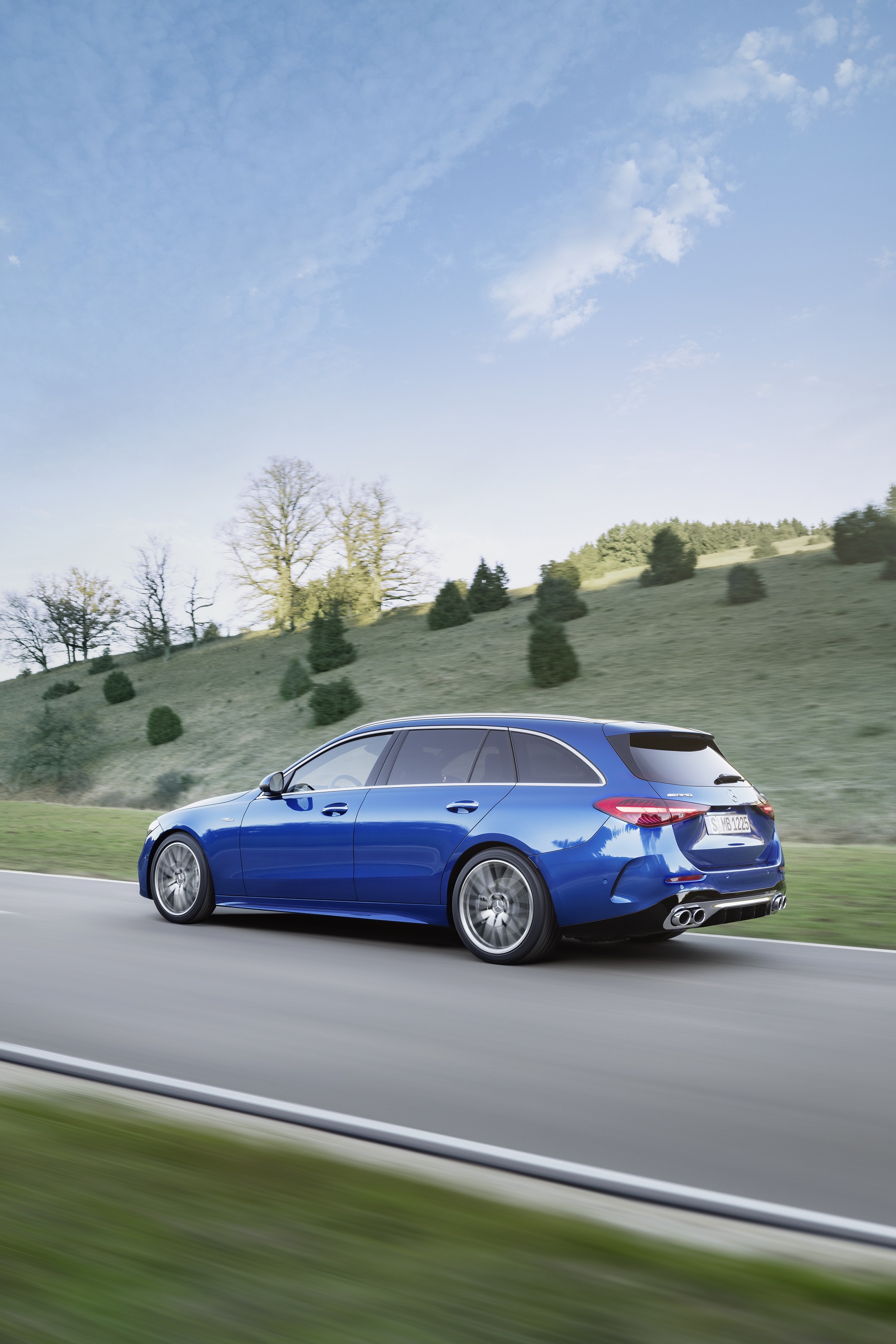 Download 2023 Mercedes-AMG C 43 Estate - Rear Three-Quarter HD Phone Wallpaper 1921x2880 #8