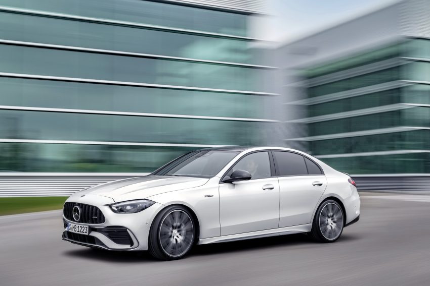 2023 Mercedes-AMG C 43 - Front Three-Quarter Wallpaper 850x567 #7
