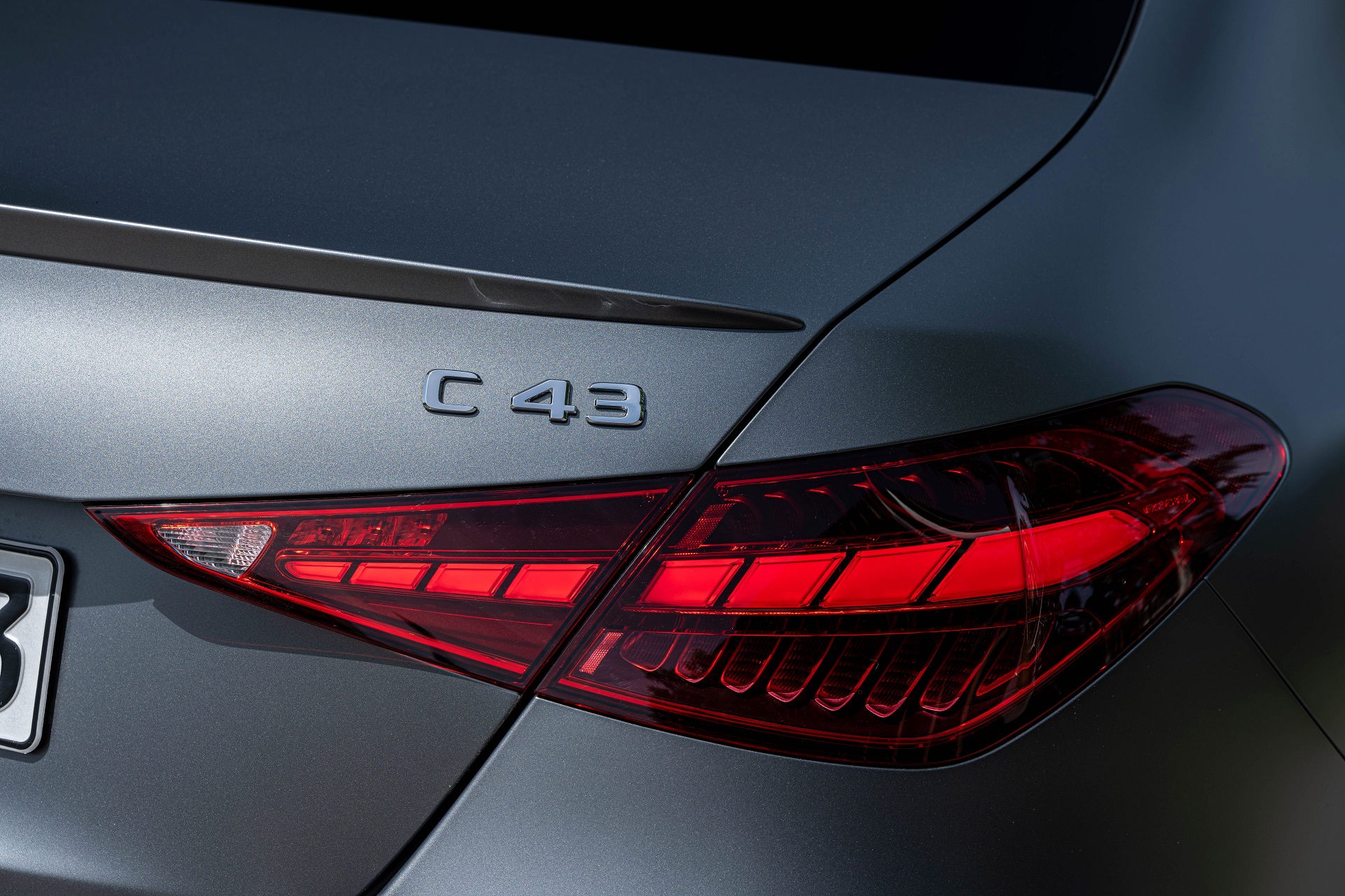 Download 2023 Mercedes-AMG C 43 - Tail Light HD Wallpaper 1920x1280 #83