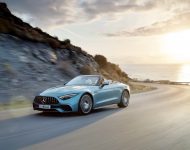 2023 Mercedes-AMG SL 43 - Front Three-Quarter Wallpaper 190x150